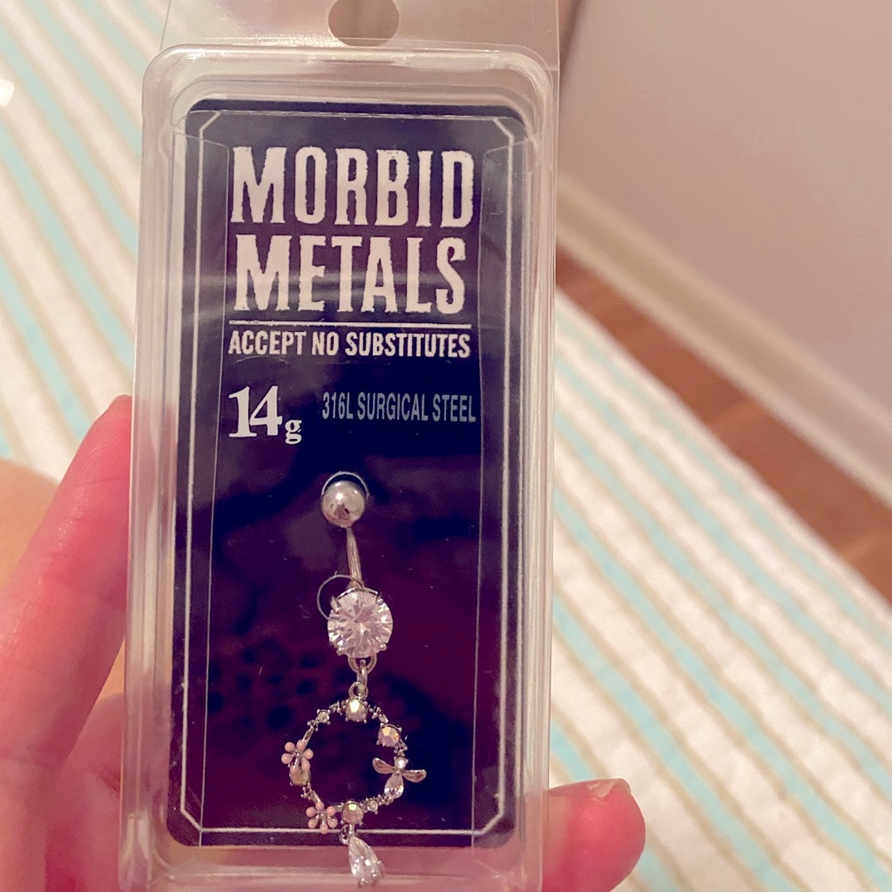 Morbid Metals Hot Topic belly button ring silver with light pink flowers 14G